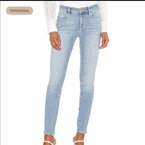 Frame Le Skinny de Jeanne light wash Skinny Jeans